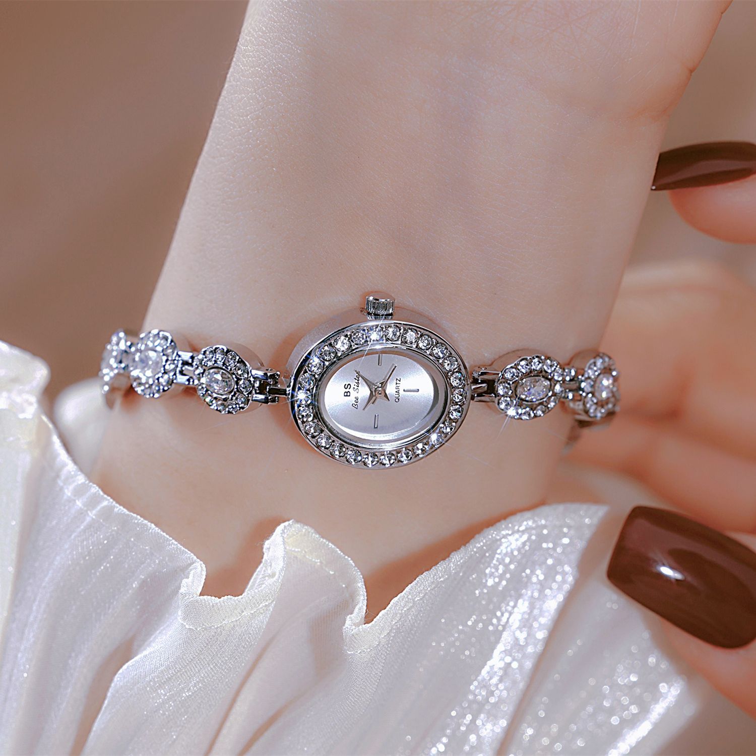 UTHAI Jam Tangan Rantai Wanita - Minimalist Thin Watch ulasan dan harga